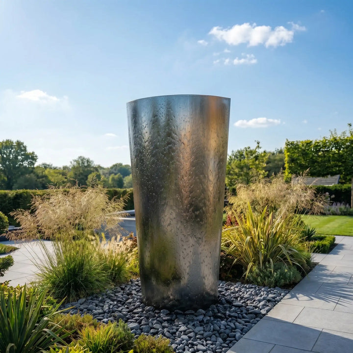 Edelstahl-Säulenbrunnen Ellipse 150 cm – repräsentativer Gartenbrunnen aus Edelstahl